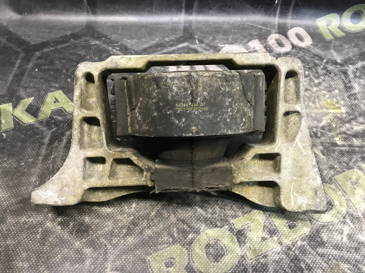 Подушка двигуна права 2.0D FORD Focus MK2 08-11 - Зображення 4
