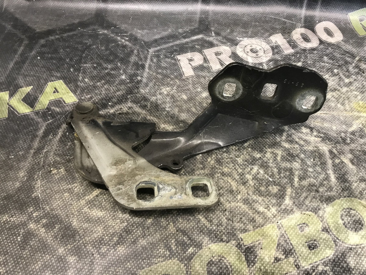 Петля капота ліва Ford Mondeo MK4 (BA7) 07-14