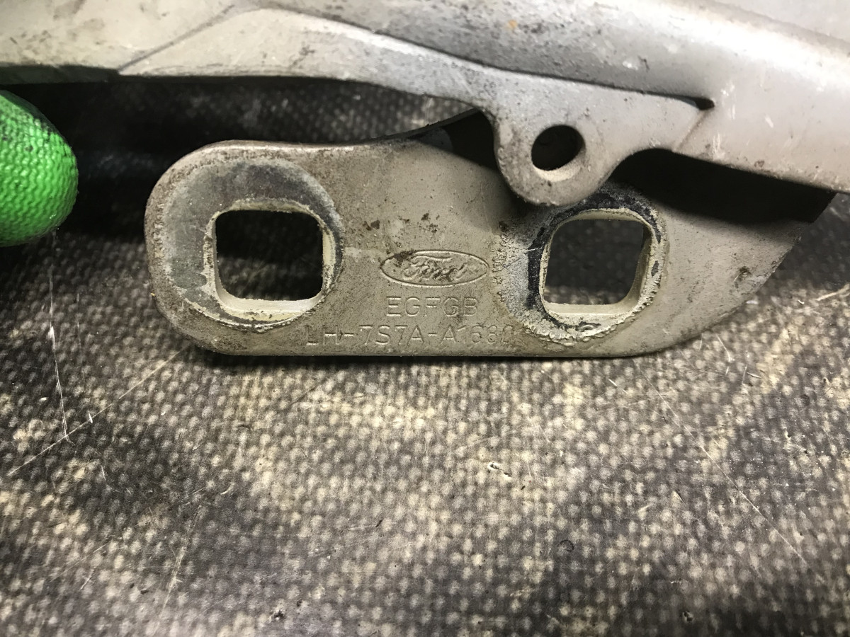 Петля капота ліва Ford Mondeo MK4 (BA7) 07-14 - Зображення 3