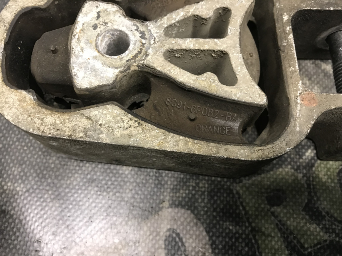 Подушка двигуна нижня 2.0D Ford Mondeo MK4 (07-14) - Зображення 5