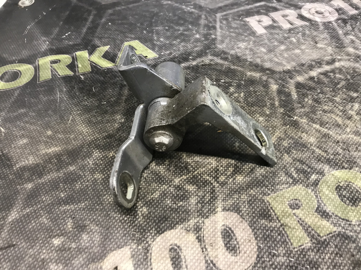 Петля лівих передніх верхніх дверей FORD Mondeo MK4 (BA7) 07-14 - Зображення 3