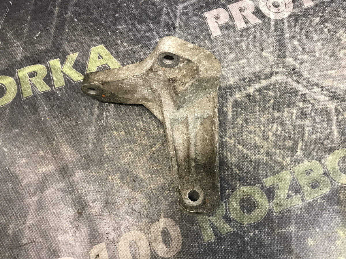 Кронштейн коробки перемикання передач FORD Mondeo MK4 (BA7) 07-14