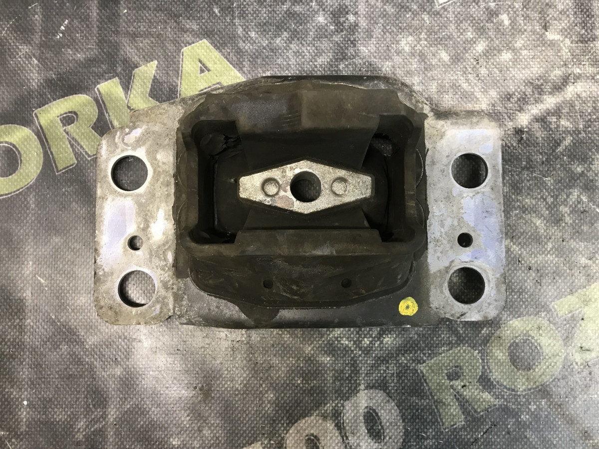 Подушка коробки передач 1.6D FORD Mondeo MK4 (BA7) 07-10