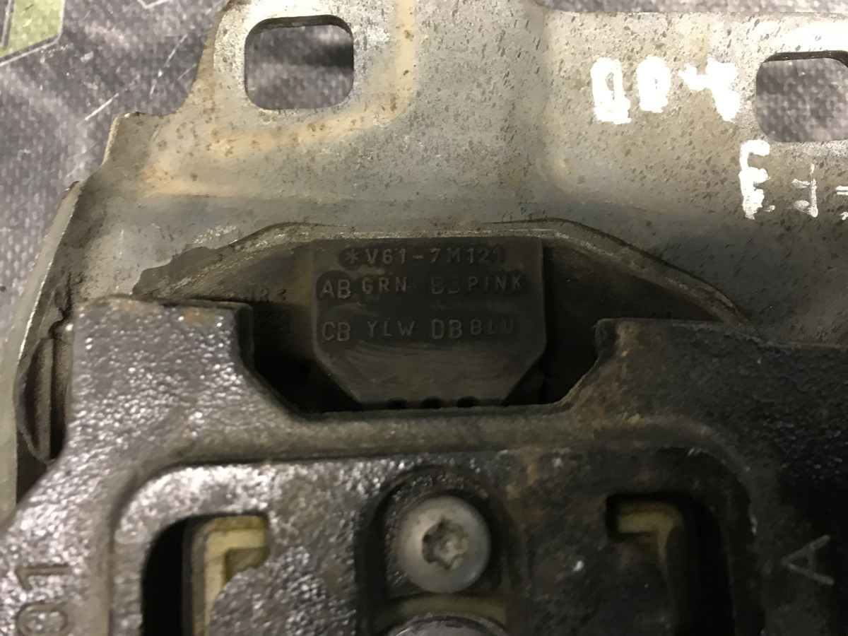 Подушка коробки передач 2.0D FORD Focus MK3 (11-14) - Зображення 3