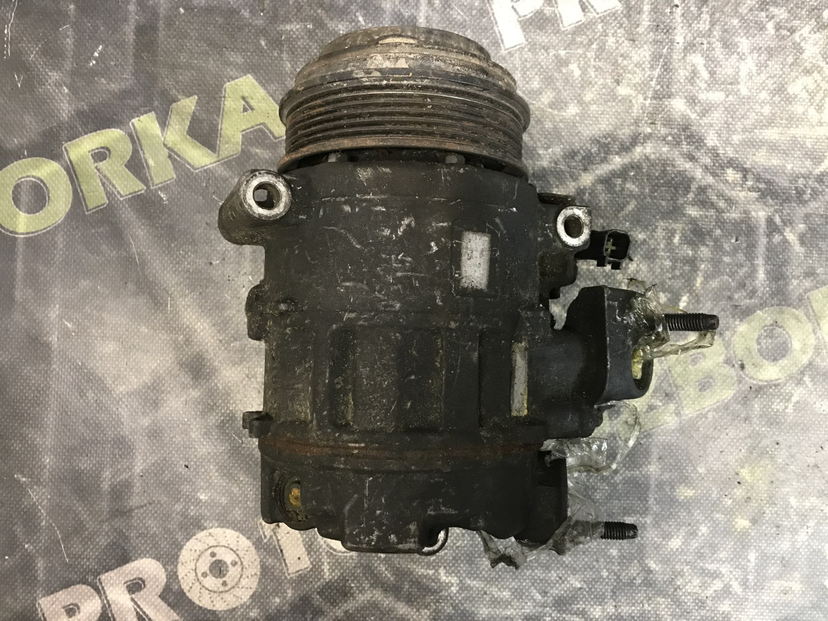 Компресор кондиціонера FORD Focus MK3 (11-14)