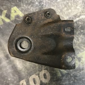 Кронштейн балки лівий FORD Mondeo MK4 (BA7) 07-14