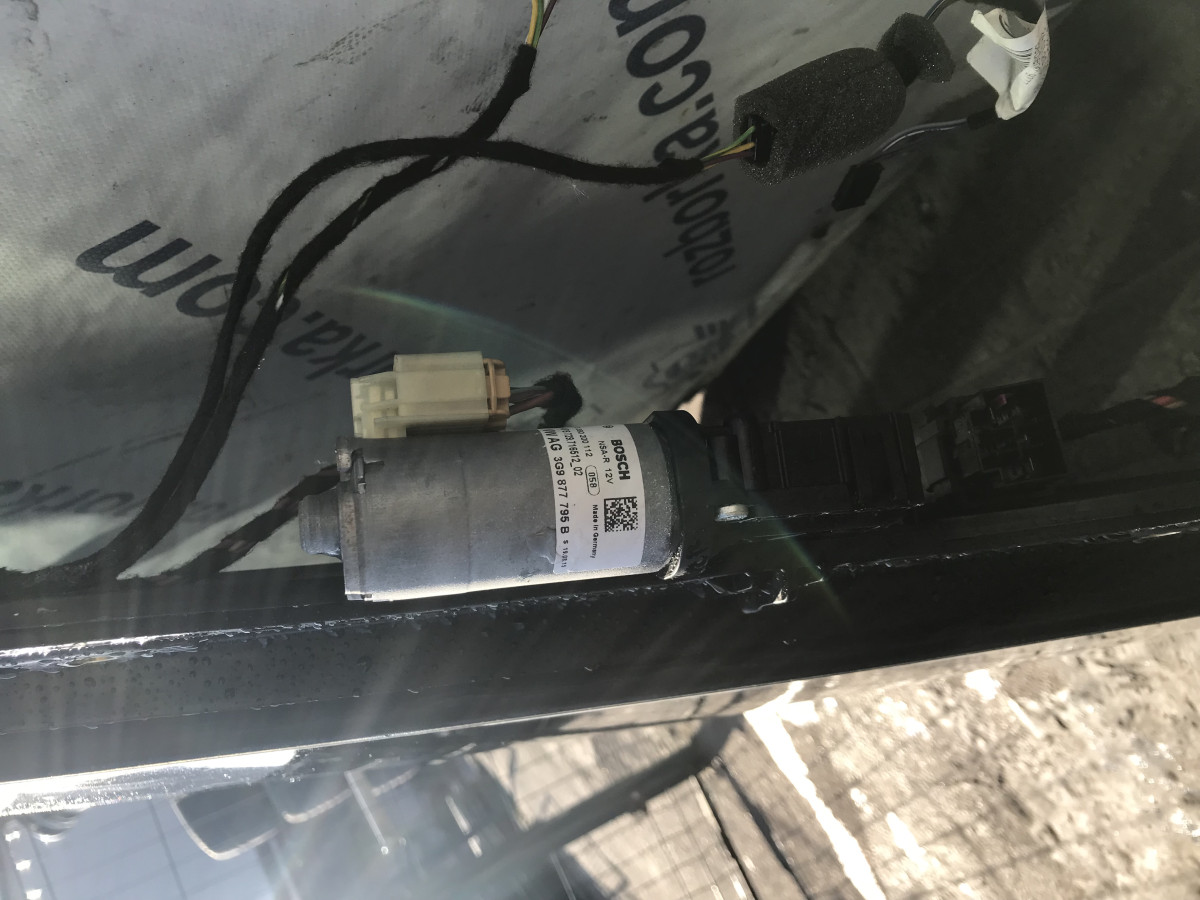 Панорамний дах Volkswagen Passat B8 14-23 - Зображення 7