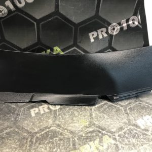 Накладка центральної консолі права Volkswagen Passat B8 14-23