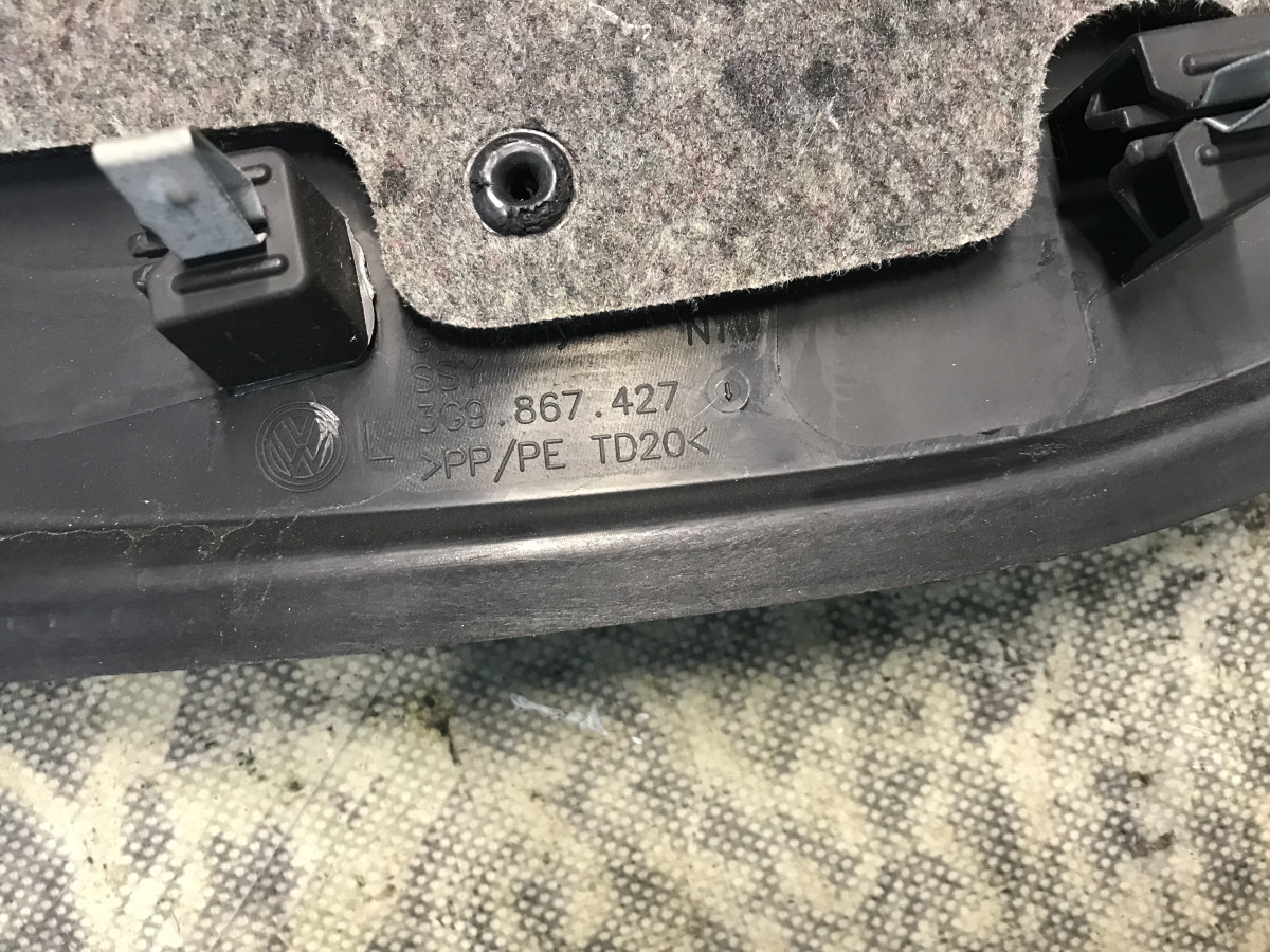 Обшивка багажника лівий універсал Volkswagen Passat B8 14-23 - Зображення 3