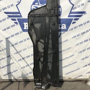 Захист днища кузова ліва дефект Volkswagen Passat B8 14-23