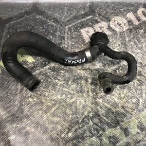 Патрубок системи охолодження 2.0D Volkswagen Passat B8 14-23