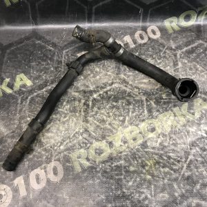 Патрубок системи охолодження 2.0D Volkswagen Passat B8 14-23