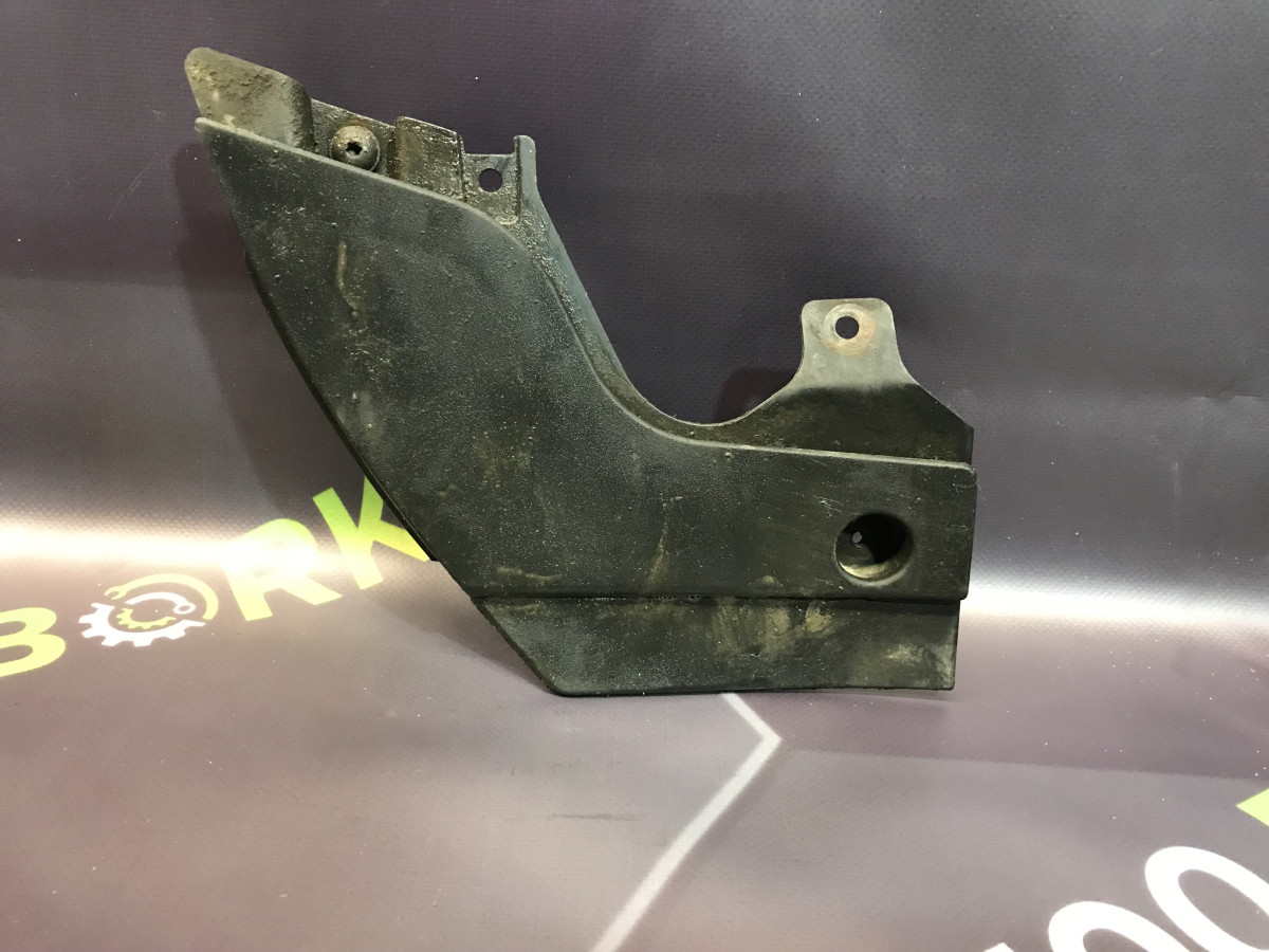 Бризковик задній лівий універсал Volkswagen Passat B8 14-23