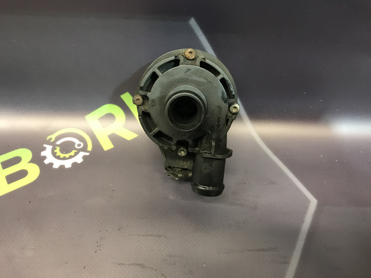 Помпа водяна (насос) охолодження 2.0D Volkswagen Passat B8 14-23