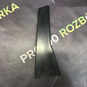 Накладка задніх правих дверей FORD KUGA MK1 08-12