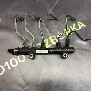Паливна рампа 1.6D в зборі Ford Focus MK3 (11-18)