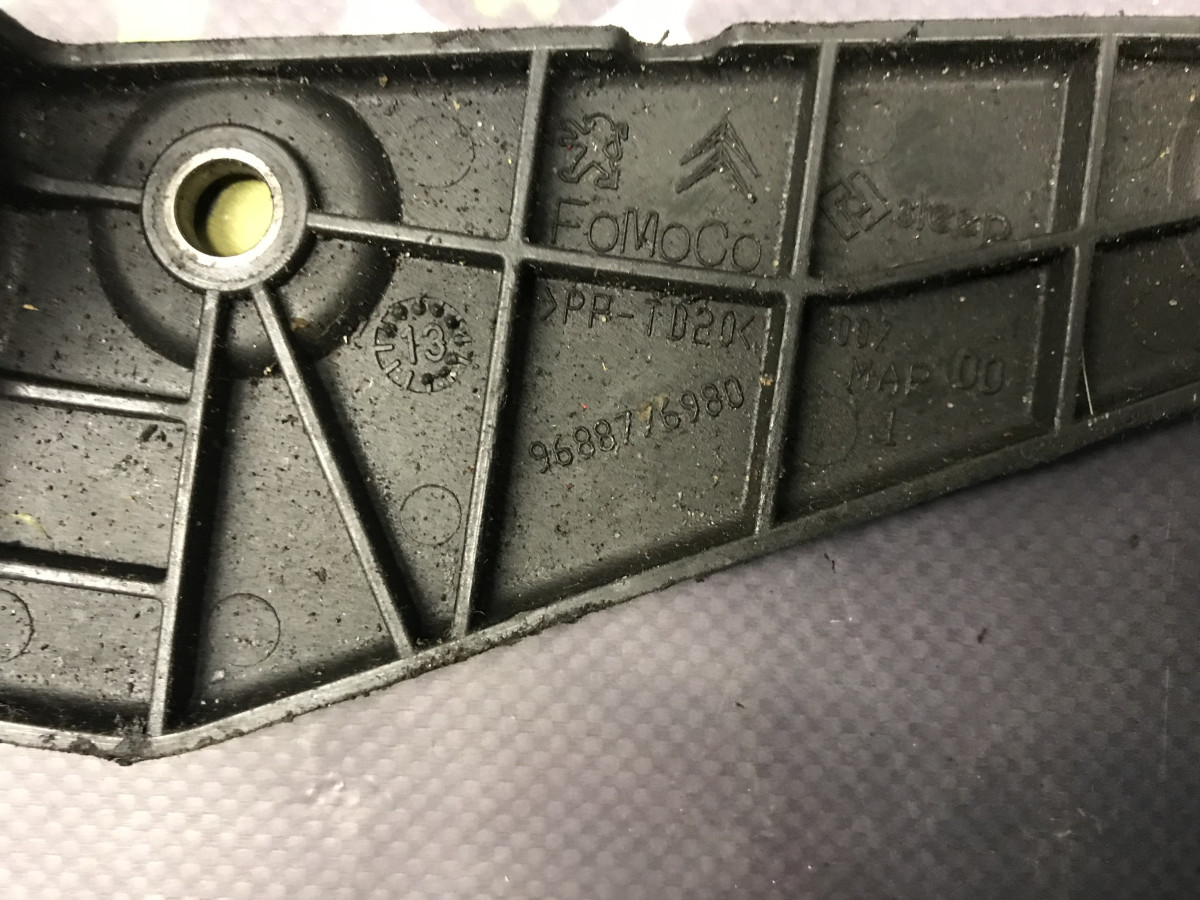 Кронштейн паливного фільтра 2.0D FORD Mondeo MK4 (BA7) 07-14 - Зображення 4