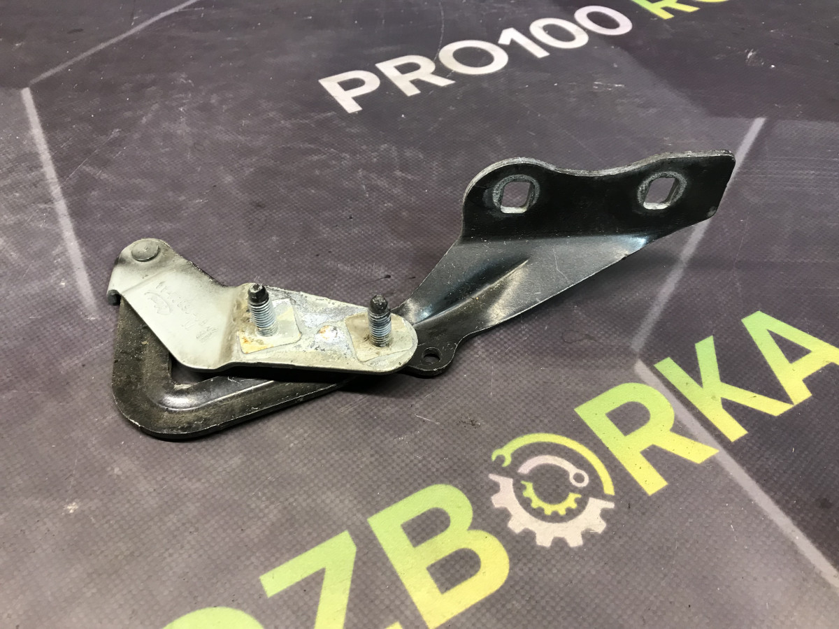 Петля капота ліва FORD Focus MK2 08-11