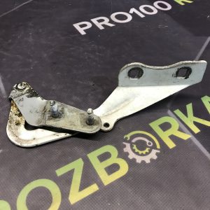 Петля капота ліва FORD Focus MK2 08-11