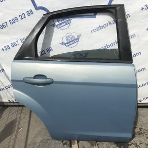 Двері задні праві седан FORD Focus MK2 08-11