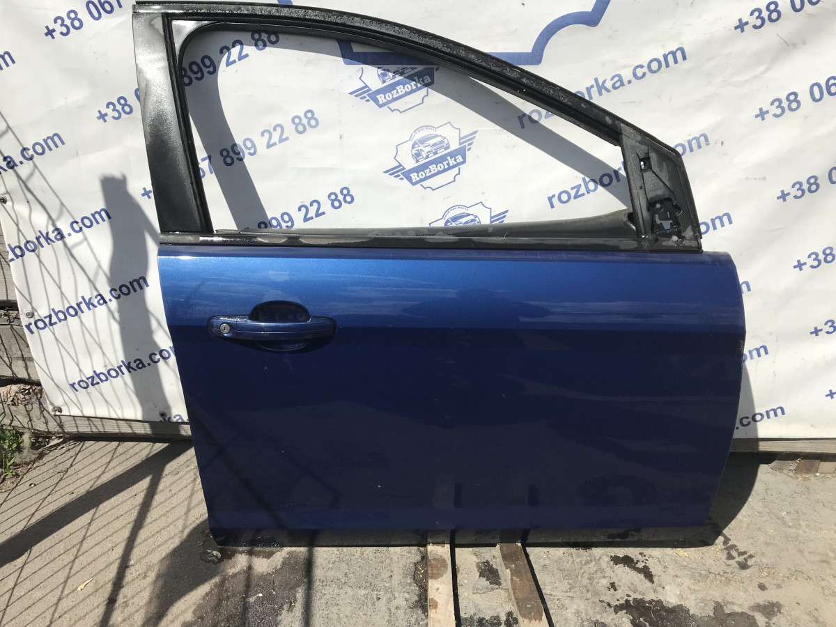 Двері передні праві Ford Focus MK2 08-11