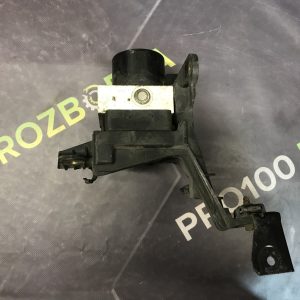 Блок керування АБС 1.9D Opel Zafira B (05-11)