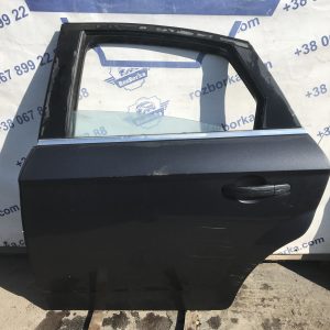 Двері задні ліві ліфтбек FORD Mondeo MK4 07-14