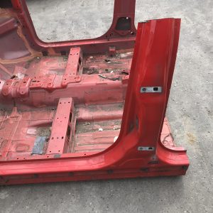 Передня ліва стійка із порогом FORD Focus MK3 (11-18)