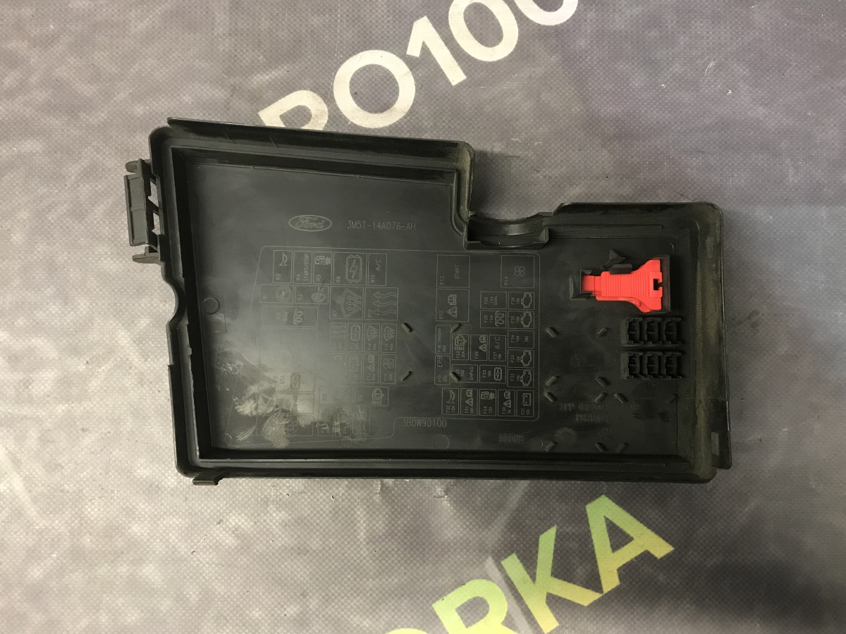 Кришка блоку запобіжників FORD Focus MK2 08-11 - Зображення 2