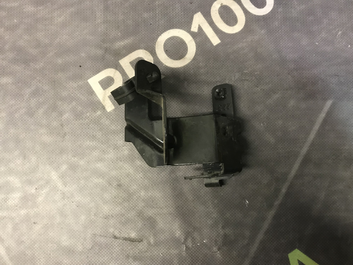 Кронштейн блоку ABS Opel Astra J 09-15 - Зображення 2