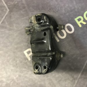 Кронштейн вакуумного насосу Opel Zafira B (05-11)