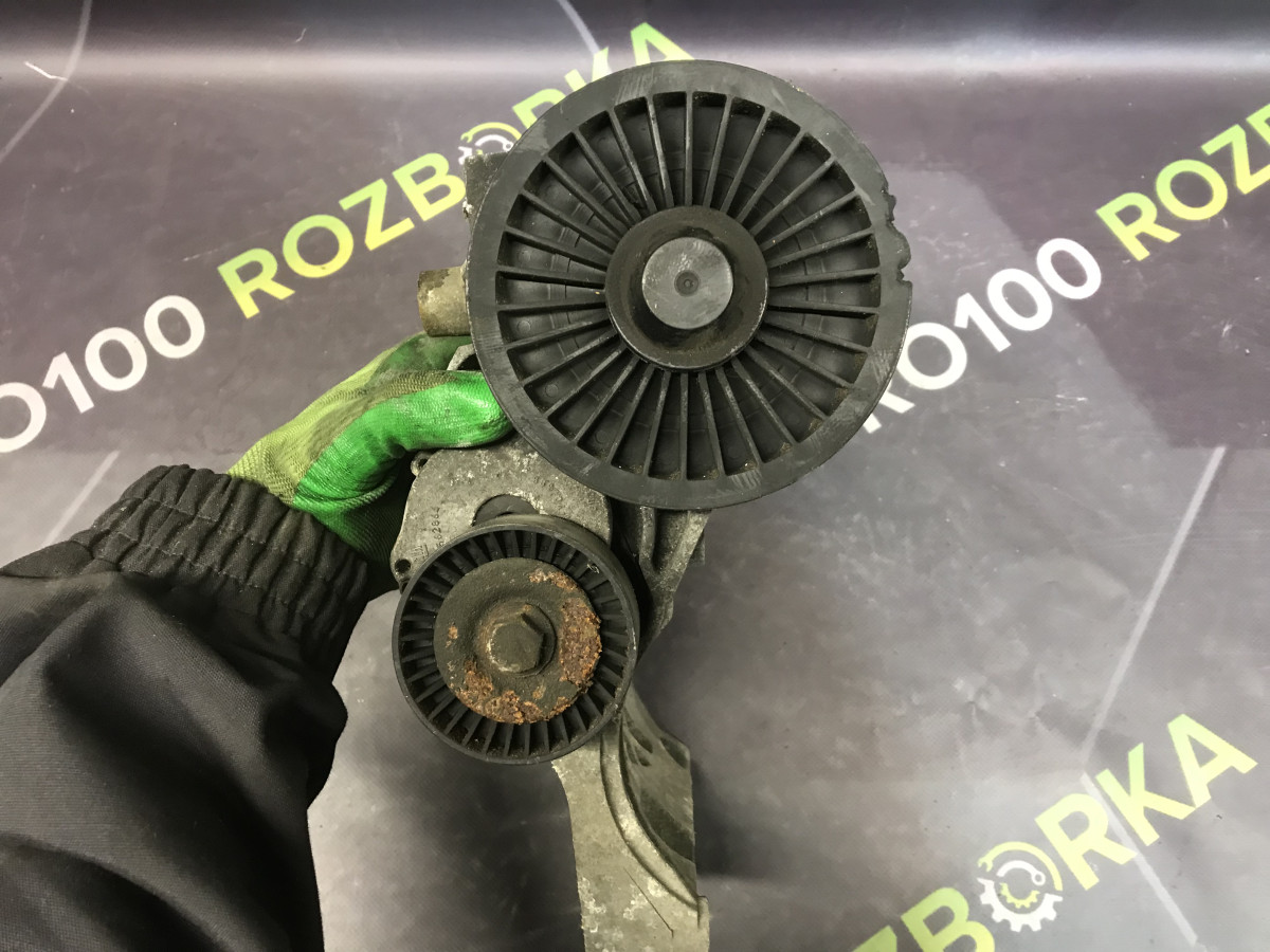 Кронштейн компресора кондиціонера 2.0D Opel Astra J 09-15 - Зображення 3