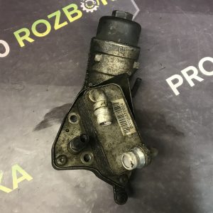 Радіатор масляний теплообмінник 2.0D Opel Astra J 09-15