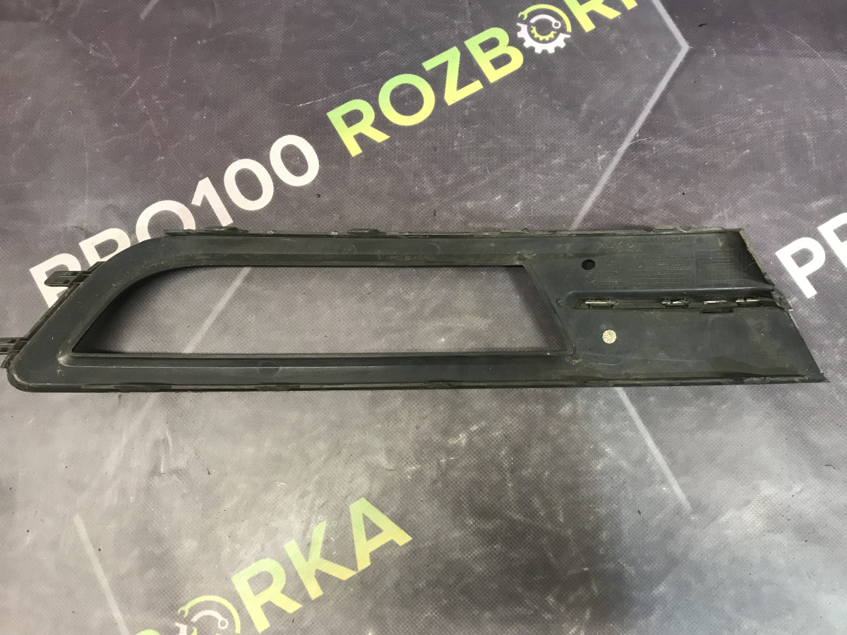 Решітка протитуманної фари ліва Volkswagen Passat B8 14-23 - Зображення 2