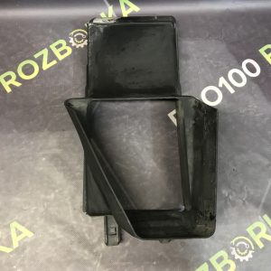 Дефлектор радіатора FORD Focus MK3 (11-18)