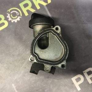 Маслозаливна горловина 2.0D Opel Astra J 09-15