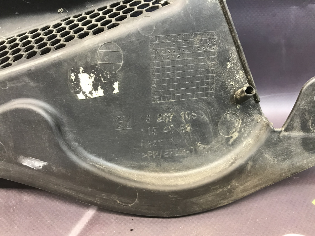 Жабо накладка під лобове скло Opel Astra J (09-15) - Зображення 3
