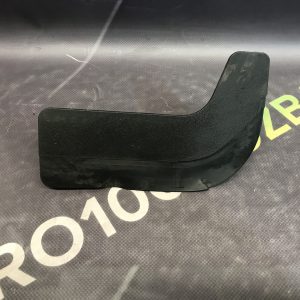 Бризковик правий задній FORD Focus MK3 (11-18)