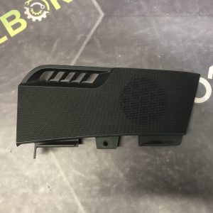 Накладка динаміка торпедо права Land Rover Freelander 2 L359 06-14