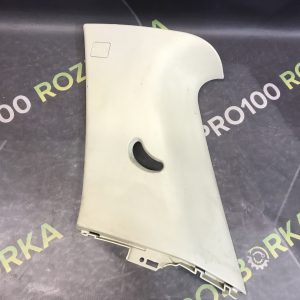 Накладка стійки задня права Land Rover Freelander 2 L359 06-14