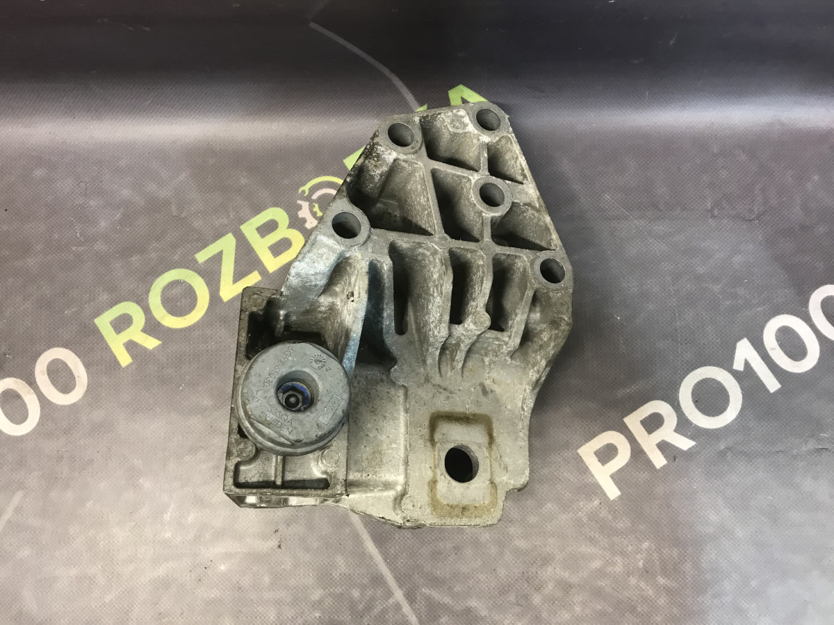 Кронштейн подушки двигуна 2.2HDI Land Rover Freelander 2 L359 06-14 - Зображення 3
