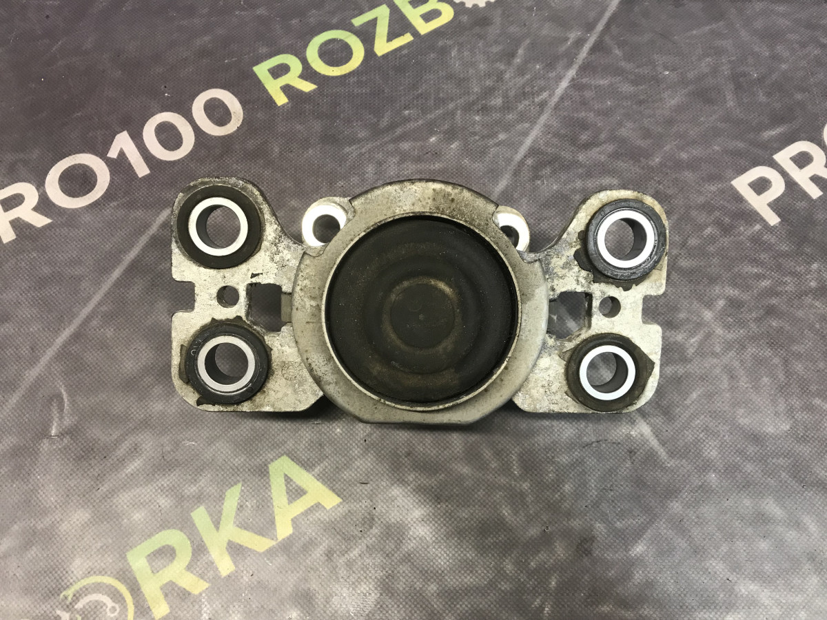 Подушка кріплення КПП 2.2HDI Land Rover Freelander 2 L359 06-14