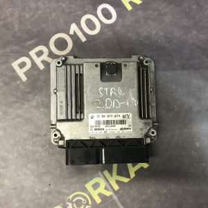 Блок керування двигуном 2.0D Opel Astra J 09-15