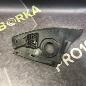Жабо пластикове ліве Opel Astra J (09-15)