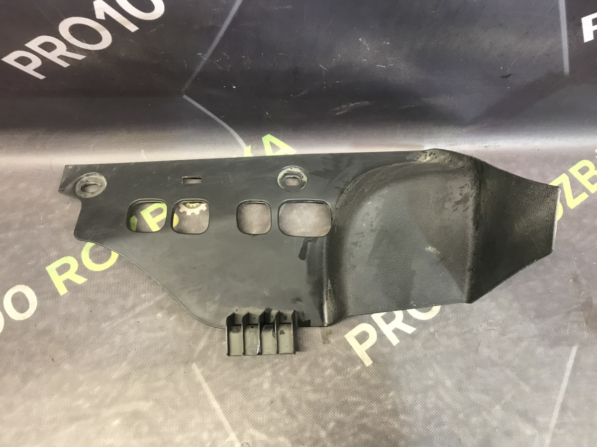 Накладка салону ліва Opel Zafira B (05-11)