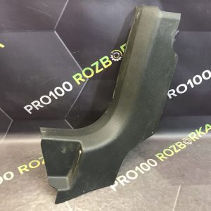 Накладка порога права Opel Zafira B (05-11)