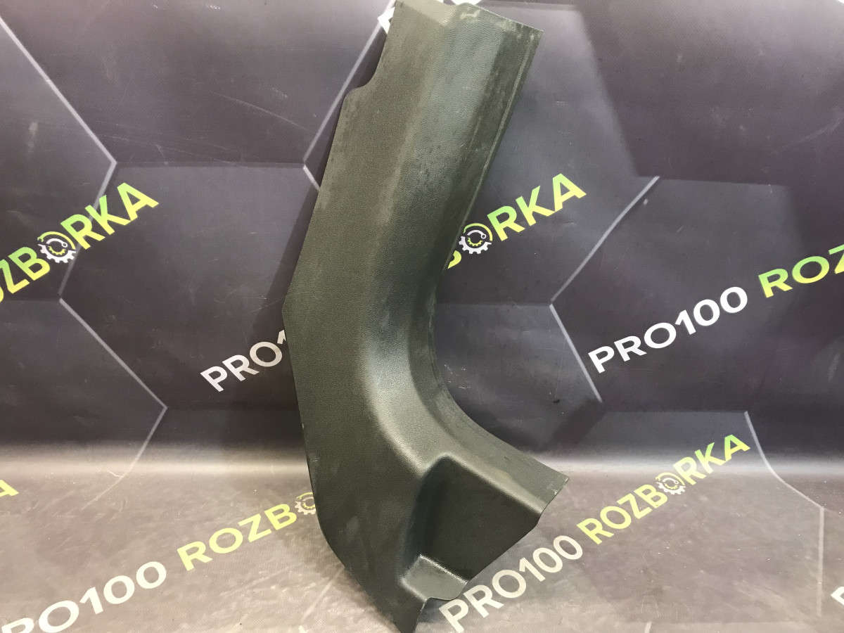 Накладка порога ліва Opel Zafira B (05-11)