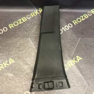 Накладка центральної стійки права Opel Zafira B (05-11)