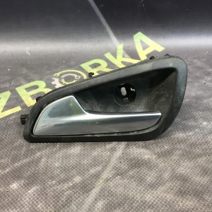 Ручка дверей передньої лівої внутрішня FORD Focus MK3 (11-18)