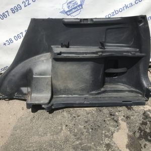 Обшивка багажника права Honda CR-V (10-12)